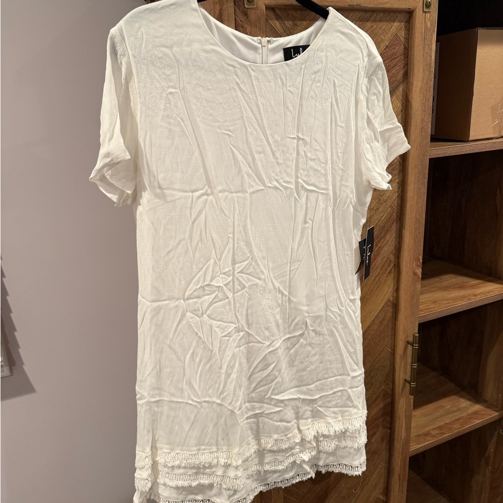 White Women's Short Sleeve Lace-Hem Dress